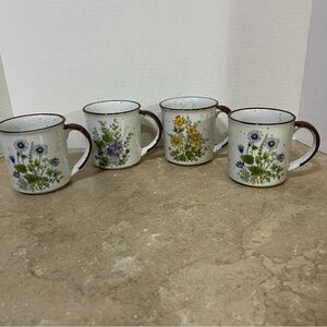Otagiri Floral 1970’s Speckled Mug Set